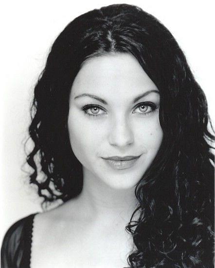 actor Siri Svegler large photo