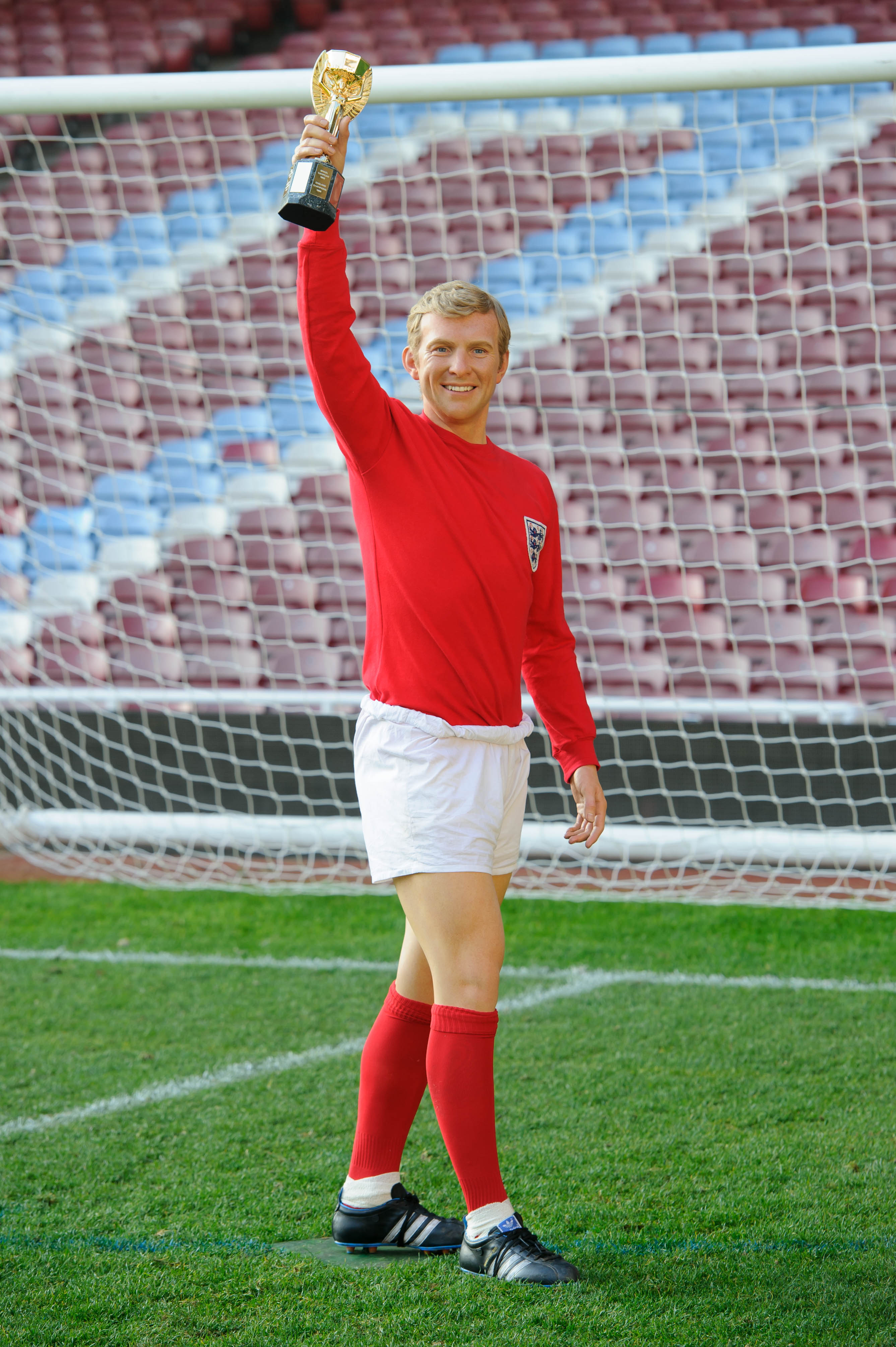 actor Bobby Moore large photo