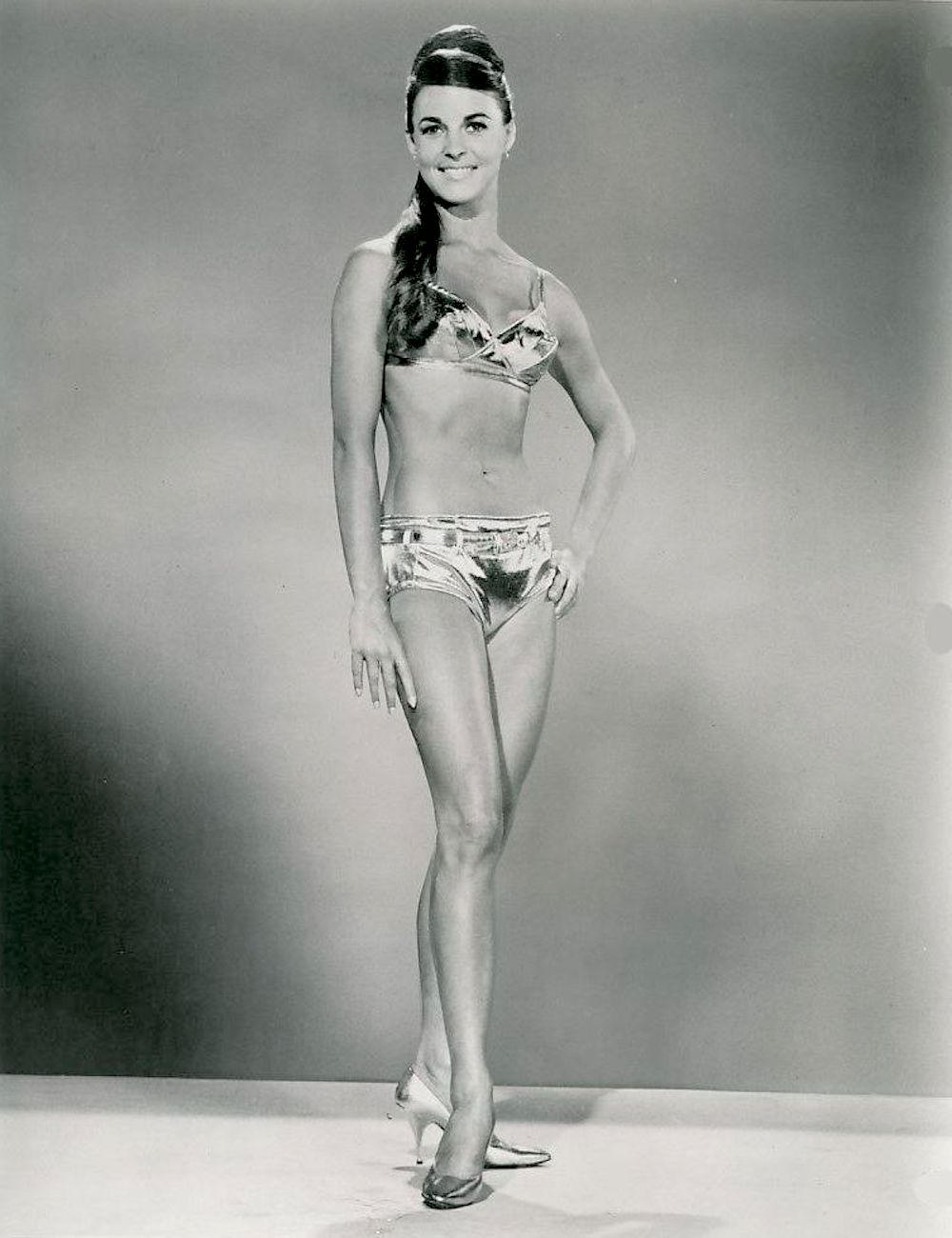 actor Salli Sachse large photo