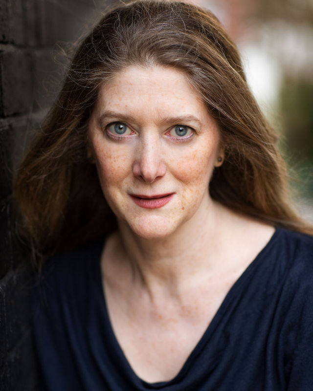 actor Tara MacGowran large photo