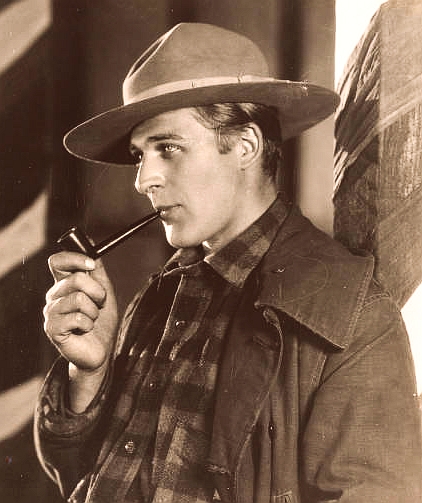 actor Arnold Gray large photo