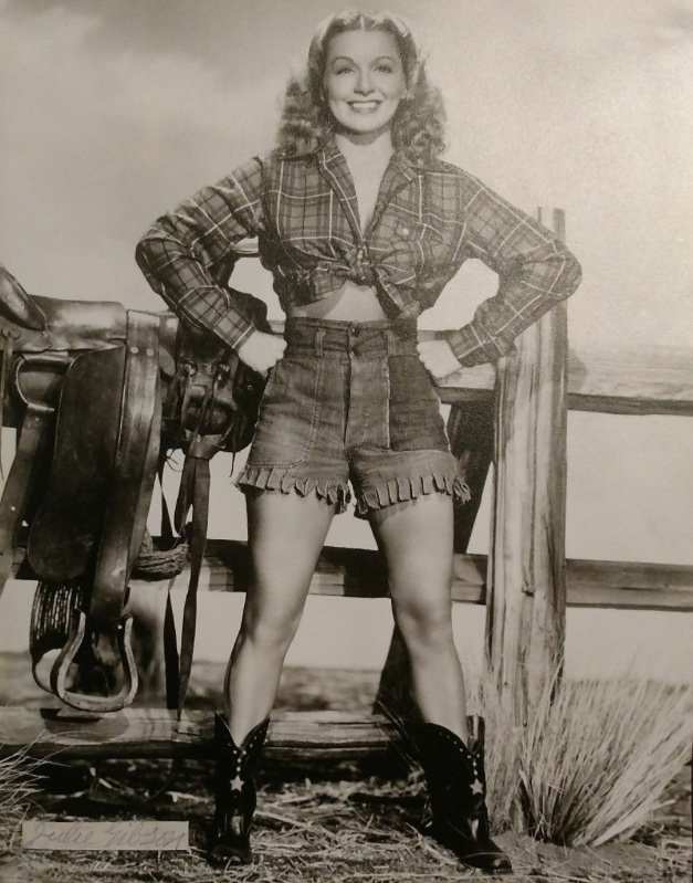 actor Julie Gibson large photo