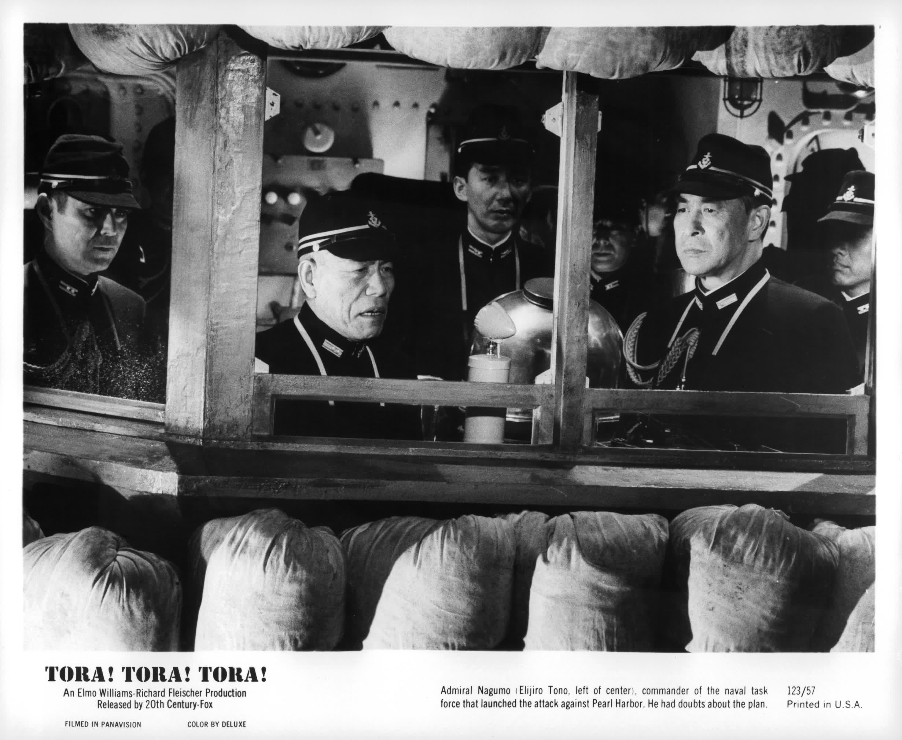 actor Tatsuya Mihashi large photo