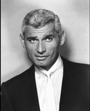 actor Jeff Chandler large photo