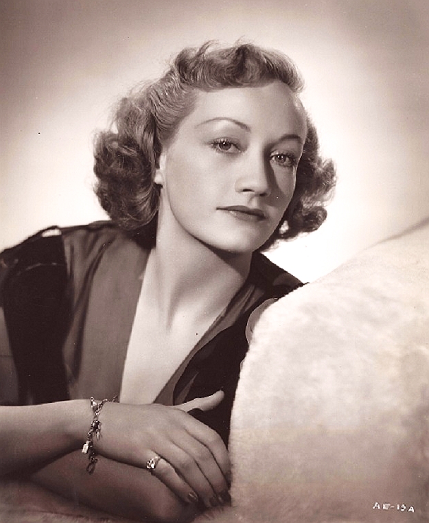 actor Rowena Cook large photo