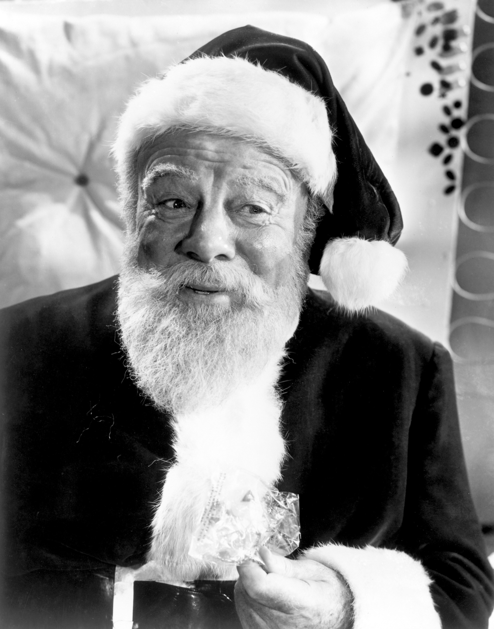 actor Edmund Gwenn large photo