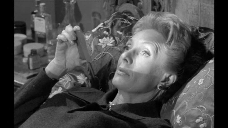 actor Georgina Cookson large photo