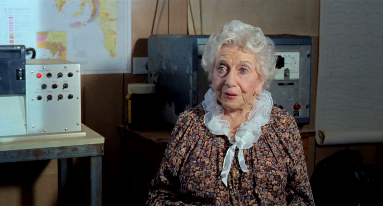 actor Colleen Clifford large photo