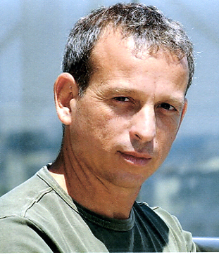 actor Yftach Katzur large photo