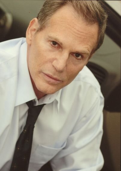 actor Robert Lipton large photo