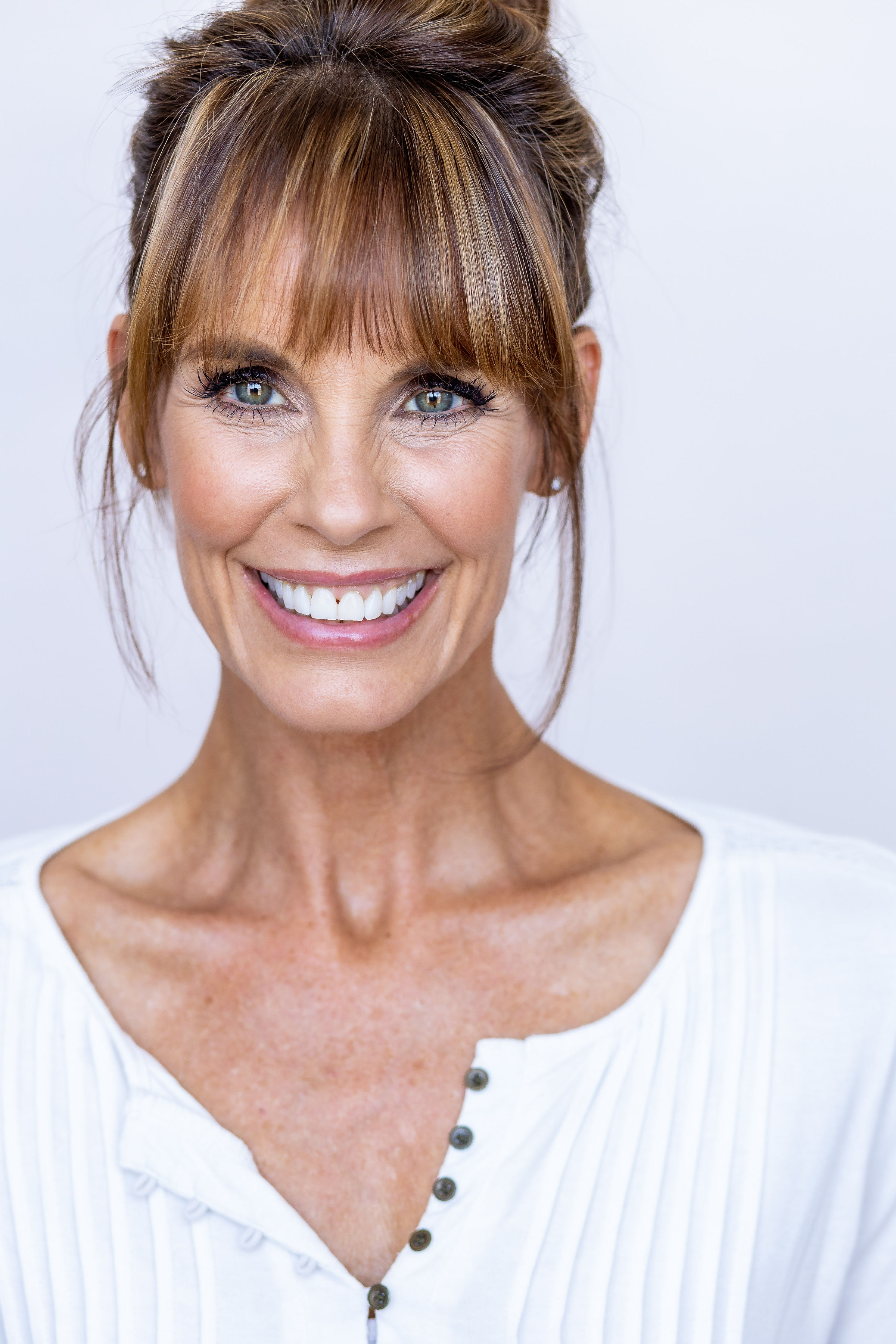 actor Alexandra Paul large photo