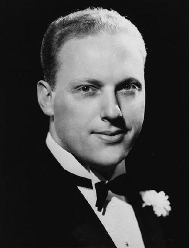 actor Howard Petrie large photo