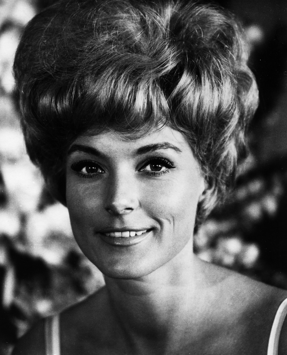 actor Ann Smyrner large photo