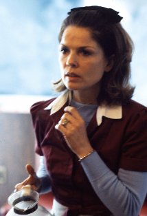 actor Elizabeth Cuthrell large photo