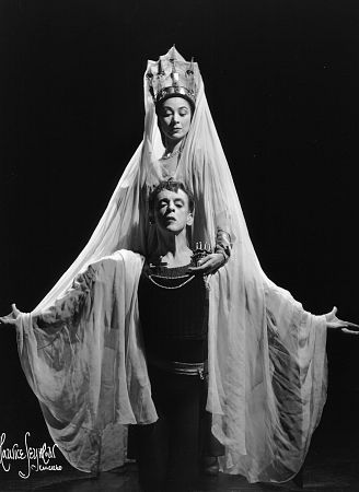 actor Robert Helpmann large photo