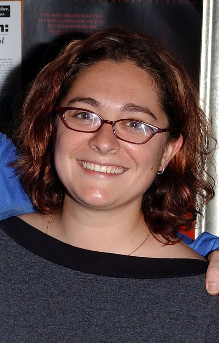 actor Maia Brewton large photo