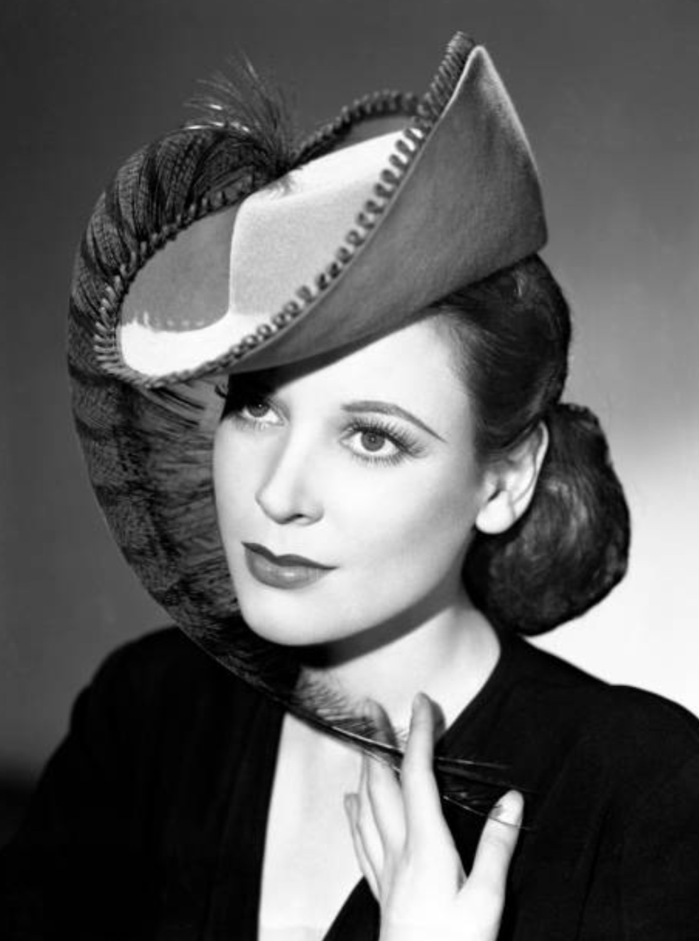 actor Irene Winston large photo