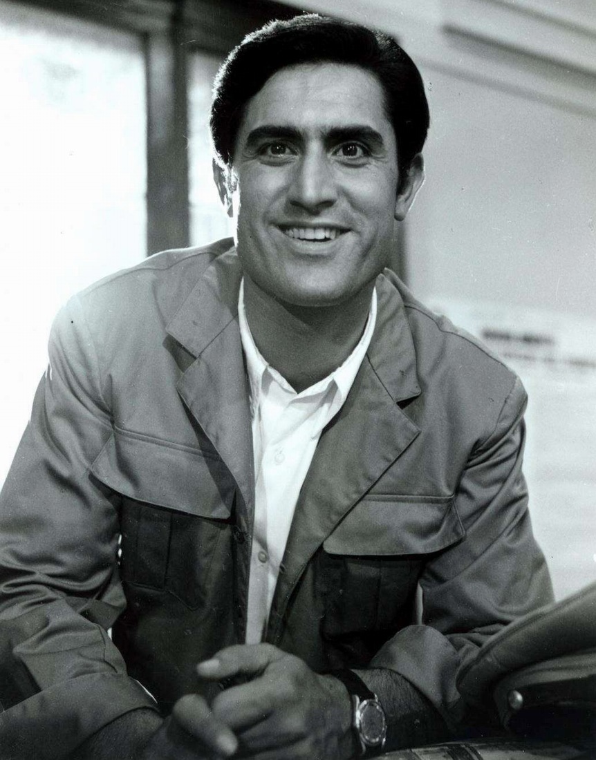 actor Lando Buzzanca large photo