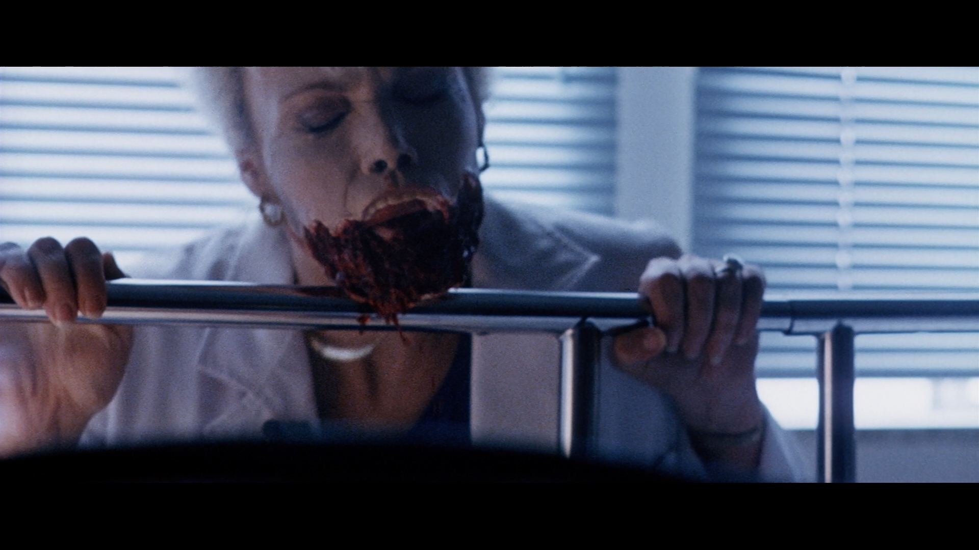 actor Sandra Sexton large photo