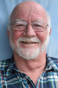 actor Tim Robertson large photo