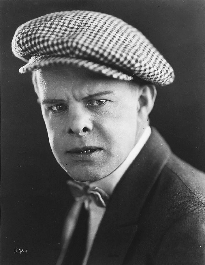 actor Kit Guard large photo