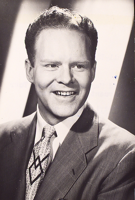 actor Mark Allen large photo