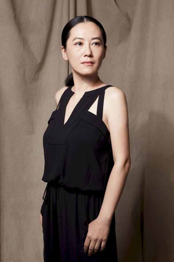 actor Yun-Chan Lee large photo