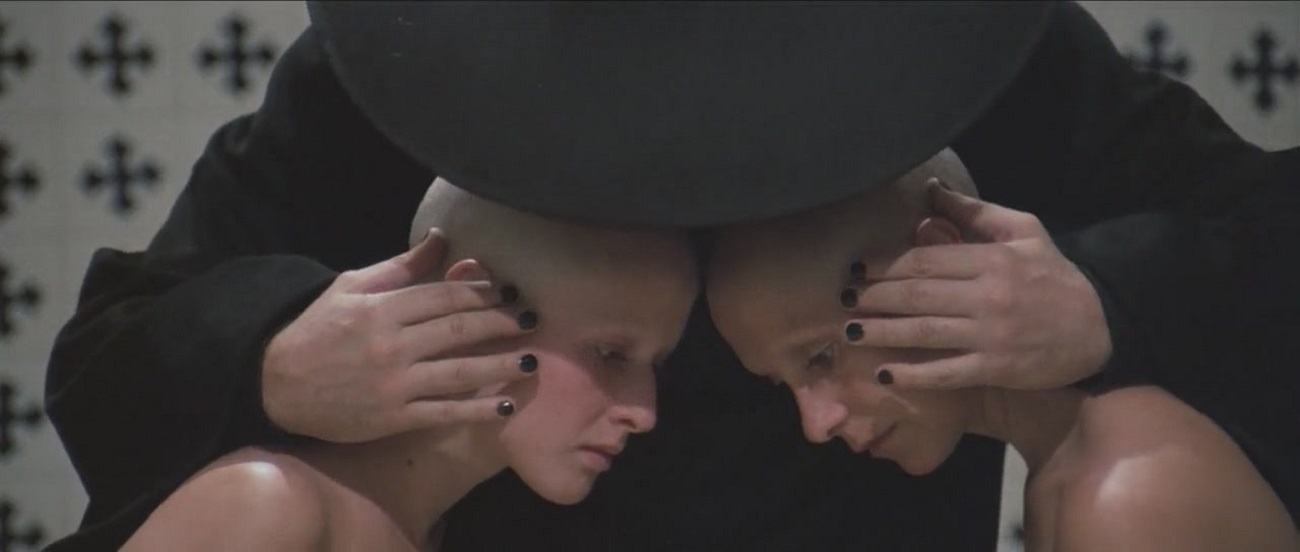 actor Connie De La Mora large photo