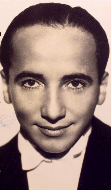 actor Lou Bring large photo