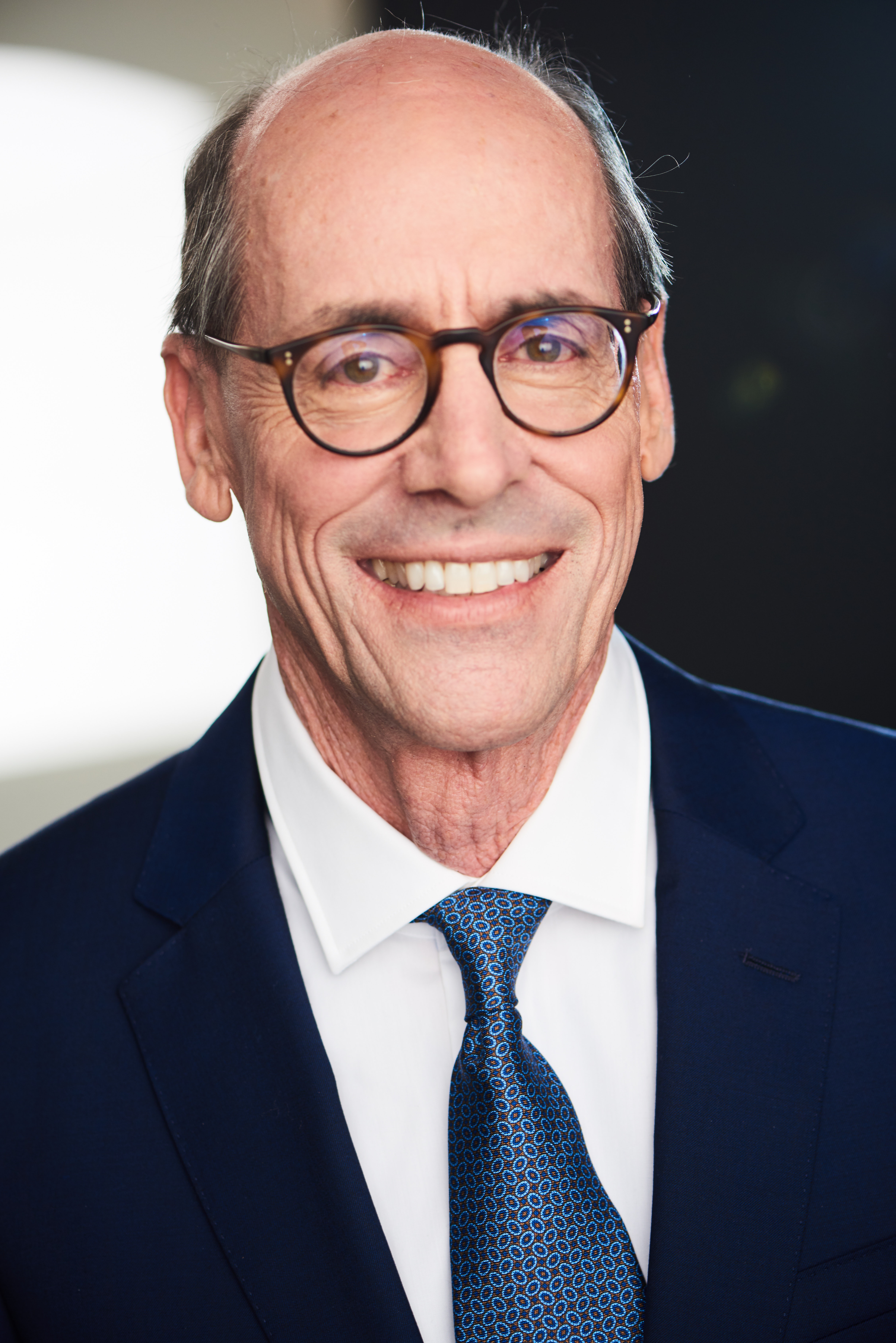 actor Robert Starr large photo