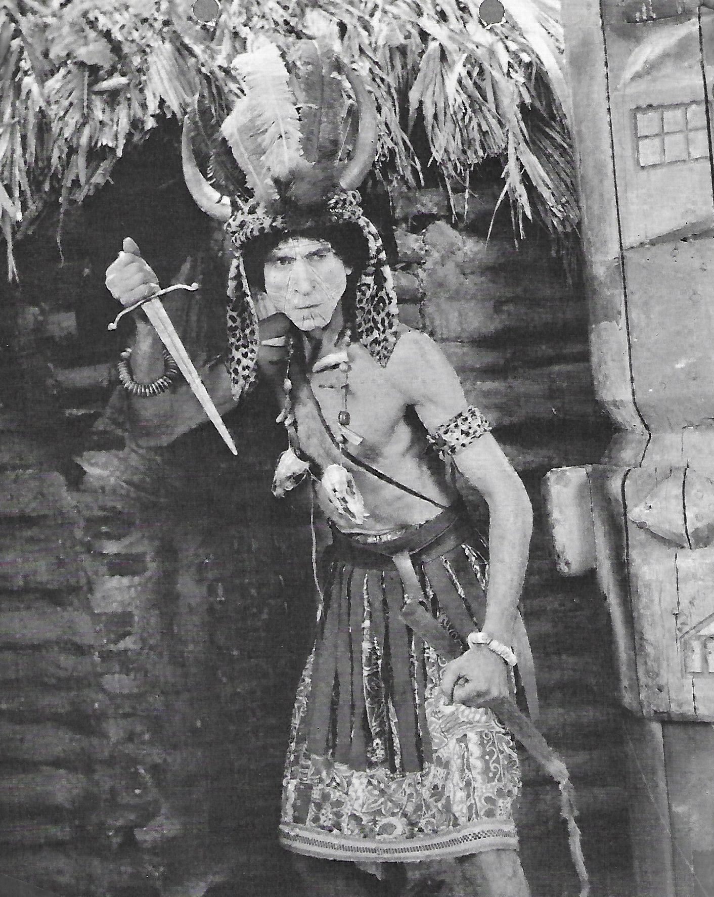 actor Frank Lackteen large photo