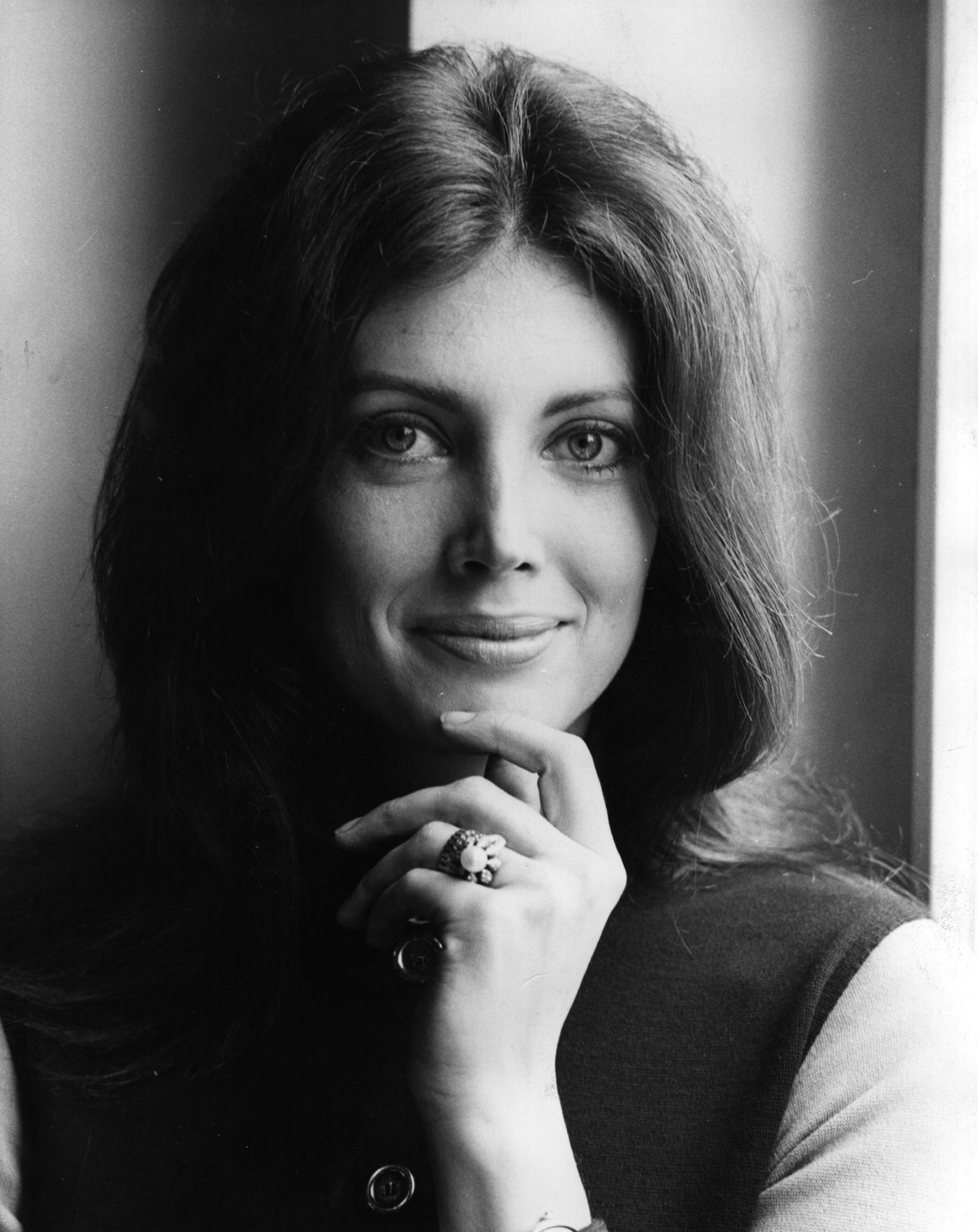 actor Gayle Hunnicutt large photo