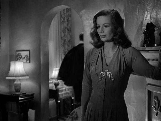 actor Leueen MacGrath large photo