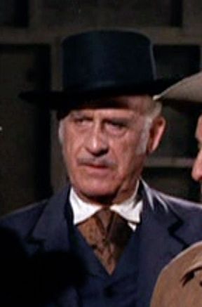 actor Frank Wilcox large photo