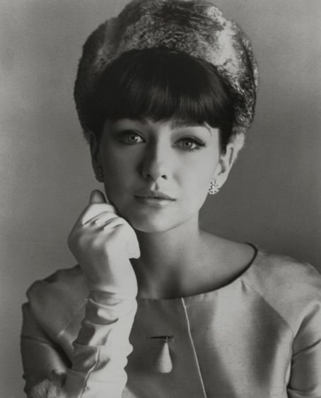 actor Christine Kaufmann large photo