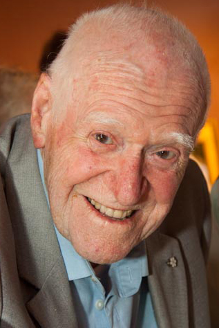 actor Antony Holland large photo