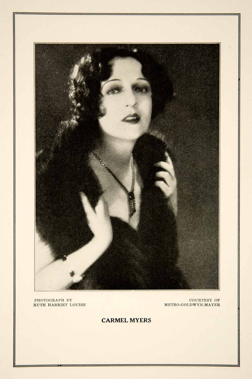 actor Carmel Myers large photo