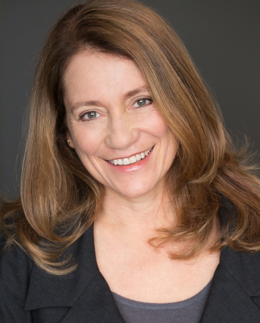 actor Lisa Peers large photo