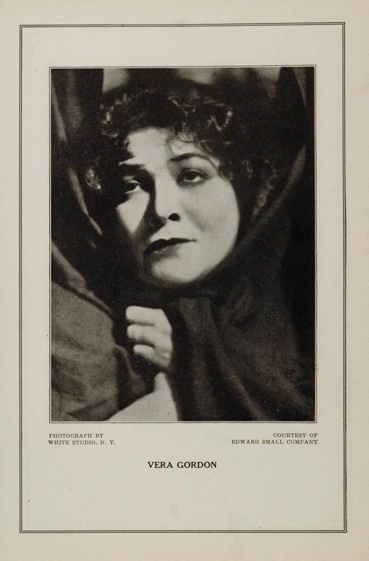 actor Vera Gordon large photo