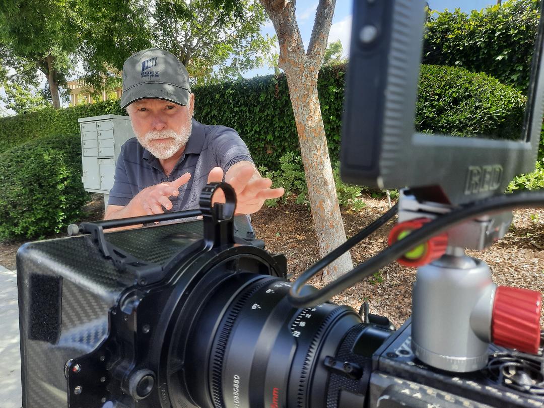 actor Tom Logan large photo