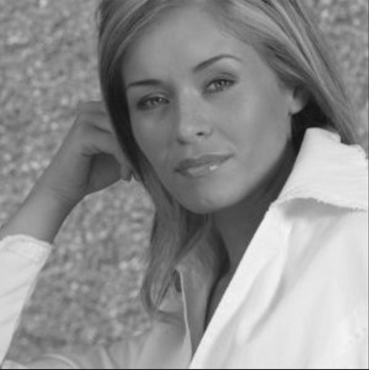 actor Signý Kristinsdóttir large photo