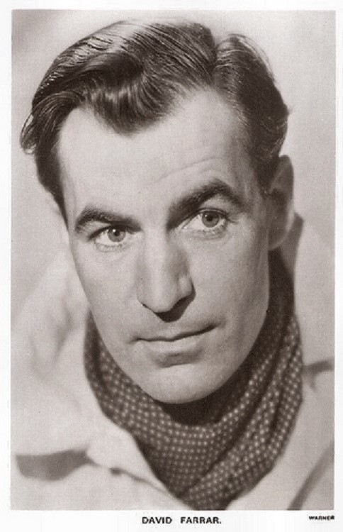actor David Farrar large photo