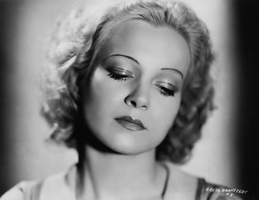 actor Greta Granstedt large photo