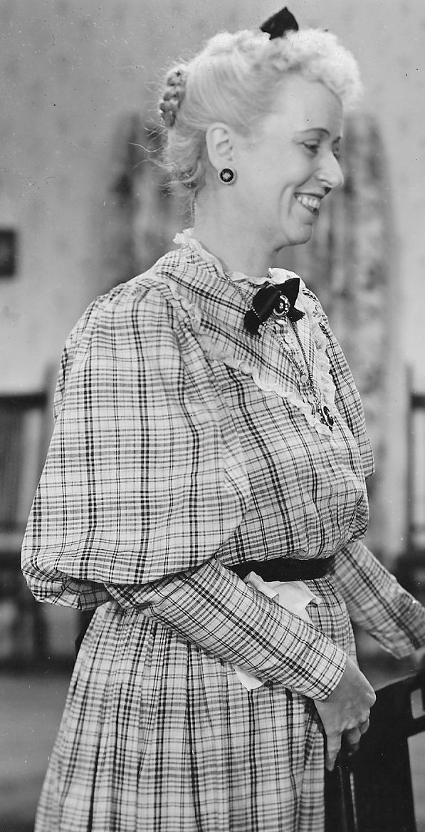 actor Lucille Vance large photo