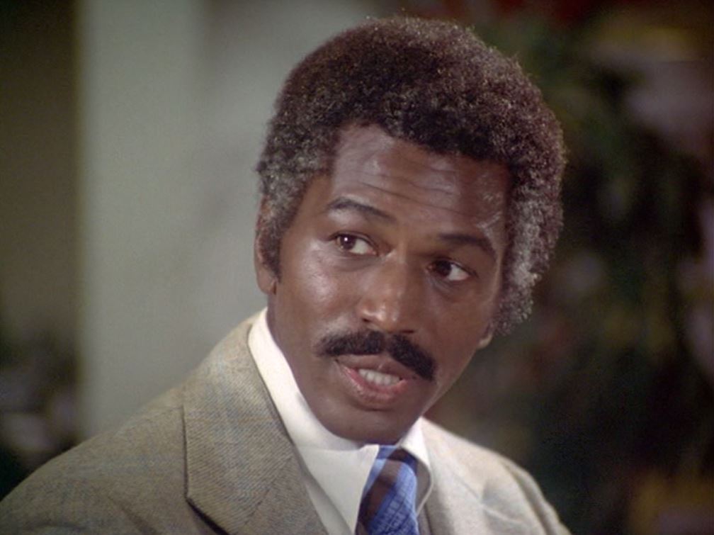 actor Hari Rhodes large photo