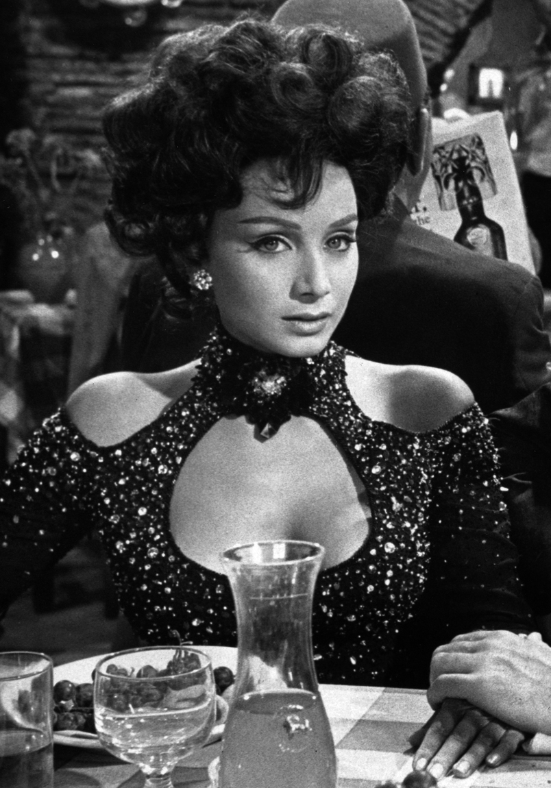 actor Maria Grazia Buccella large photo