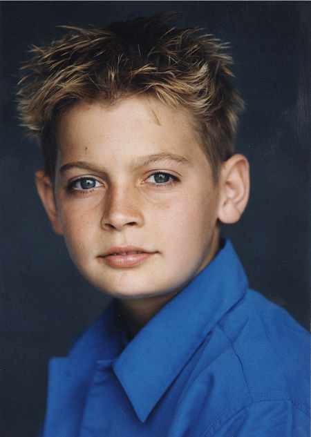 actor Carl Snell large photo