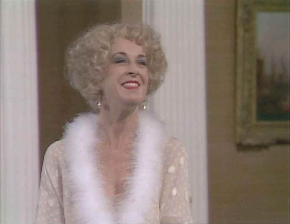 actor Lynda La Plante large photo