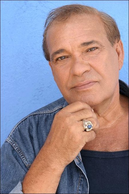 actor Ze'ev Revach large photo