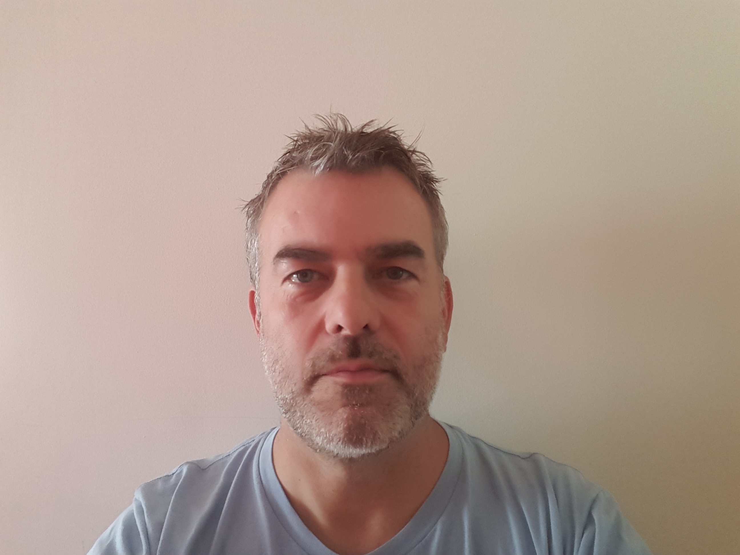 actor Alastair Vardy large photo